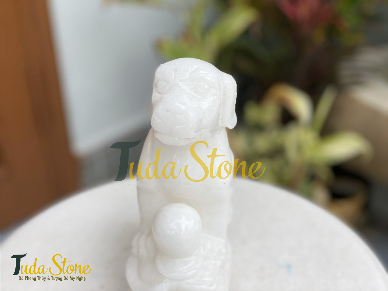 Tượng con Chó bằng Đá Cẩm Thạch Trắng