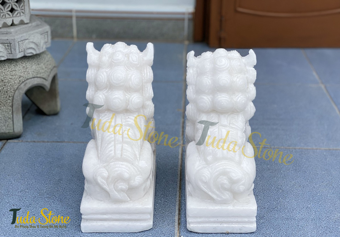 Tượng Kỳ Lân bằng Đá Cẩm Thạch Trắng