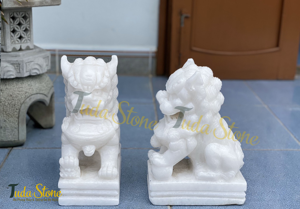 Tượng Kỳ Lân bằng Đá Cẩm Thạch Trắng
