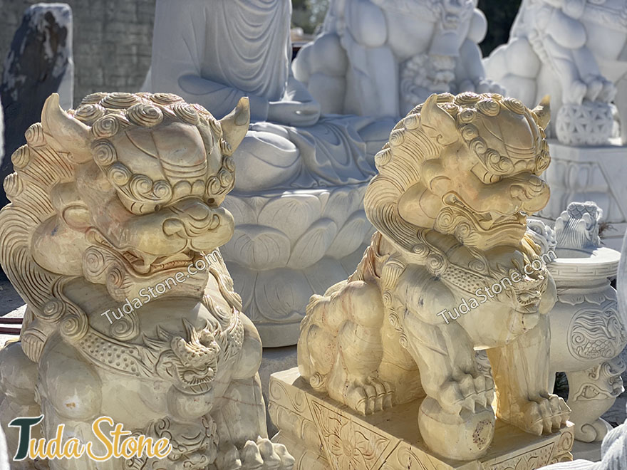 Tượng Kỳ Lân bằng đá cà rốt tự nhiên