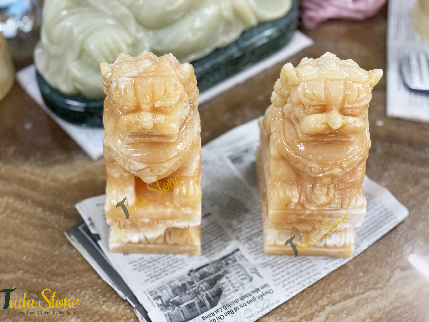Tượng Kỳ Lân bằng Đá Ngọc Hoàng Long