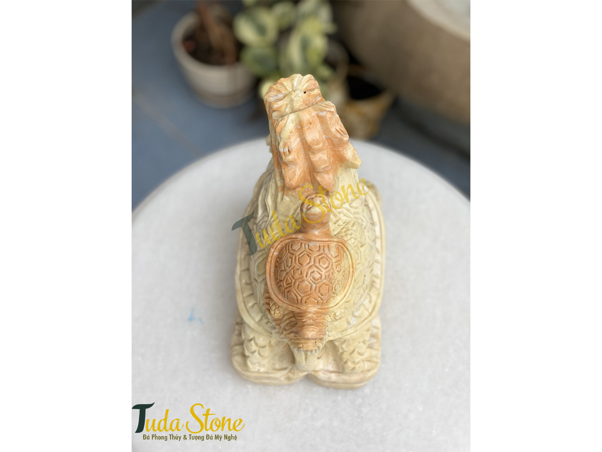 Tượng Long Quy bằng Đá Cà Rốt Vàng