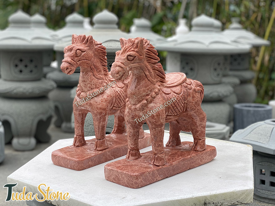 Tượng ngựa Phong thủy bằng đá tự nhiên