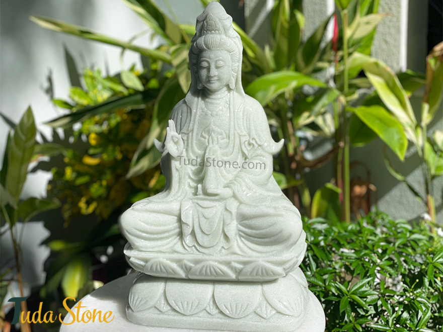 Tượng Phật Quan Âm Ngồi Đài Sen bằng Đá Cẩm Thạch Xanh Nhạt