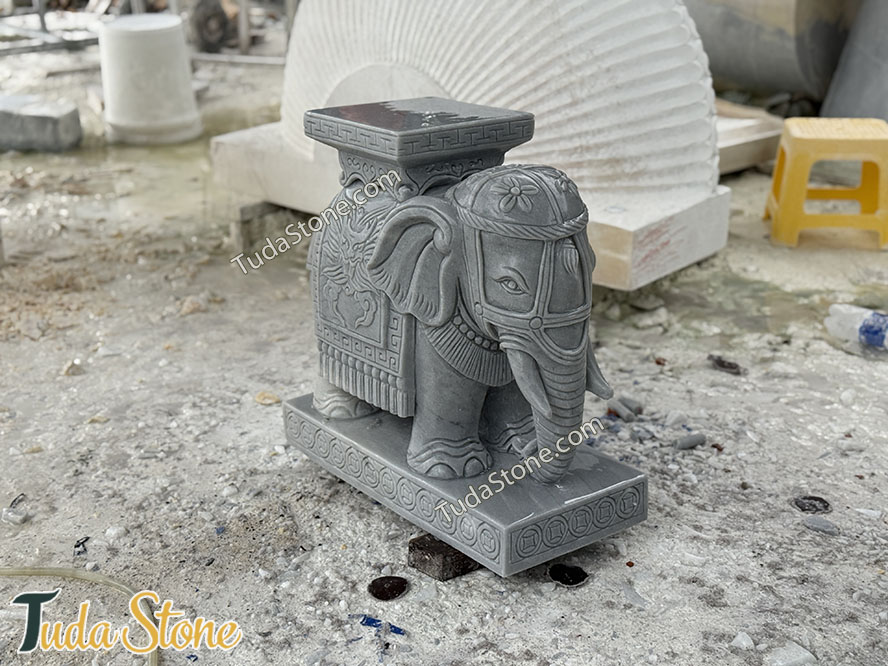 Tượng Voi bằng đá xám tự nhiên - VOI-7