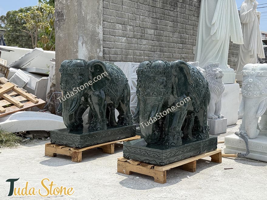 Tượng Voi bằng đá xanh Ấn Độ (VOI-6)
