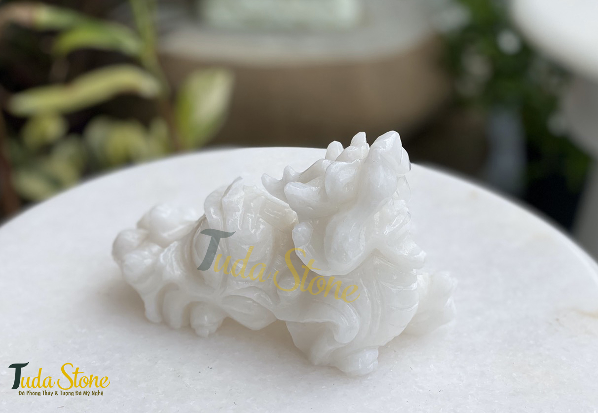 Tượng Tỳ Hưu bằng Đá Cẩm Thạch Trắng (12)