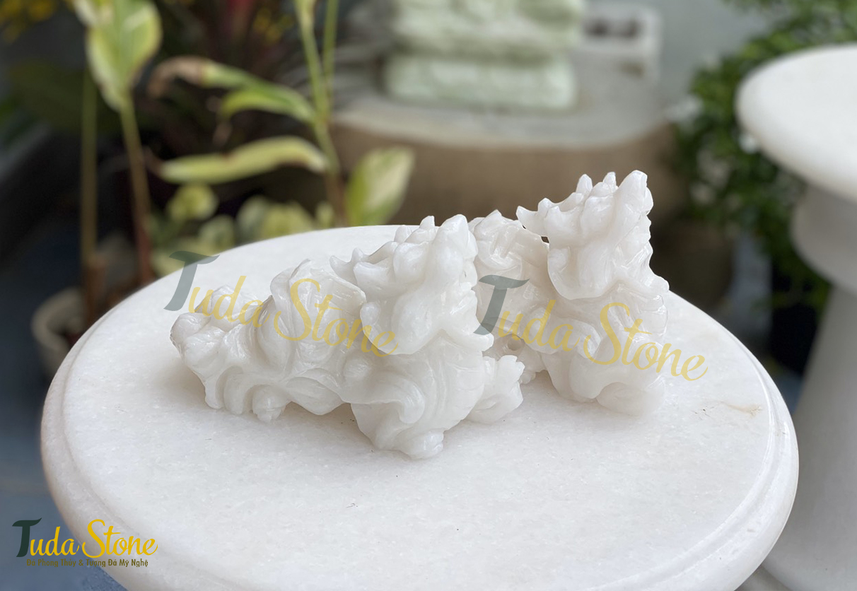 Tượng Tỳ Hưu bằng Đá Cẩm Thạch Trắng (12)