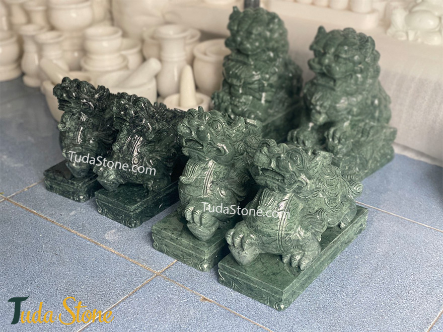 Tỳ hưu đá Ấn Độ xanh ngọc lục bảo đậm
