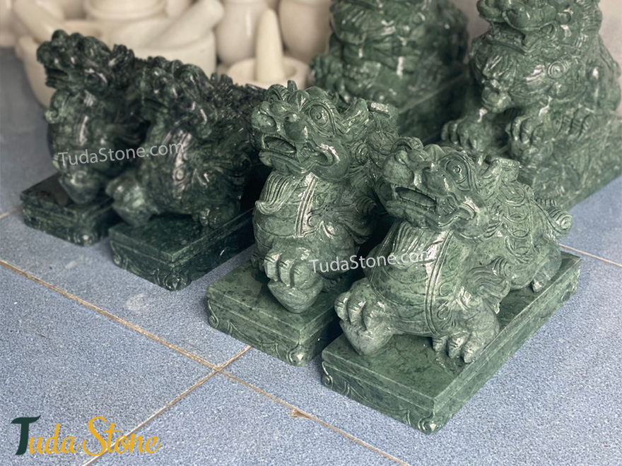 Tỳ hưu đá Ấn Độ xanh ngọc lục bảo đậm