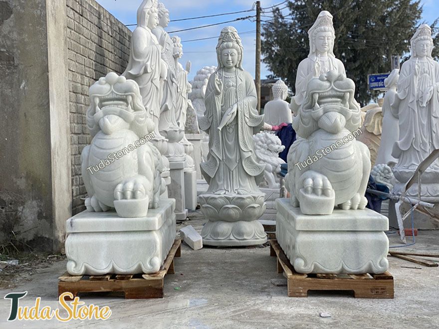 Tỳ hưu đá Cẩm thạch trắng trong xanh (1,25m)