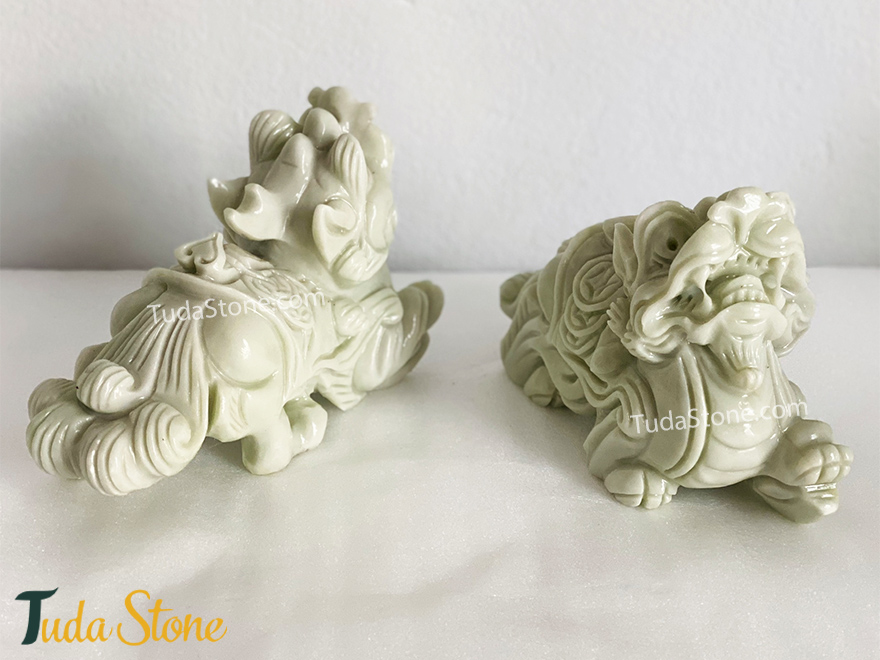 Tỳ Hưu đá Cẩm thạch xanh nhạt