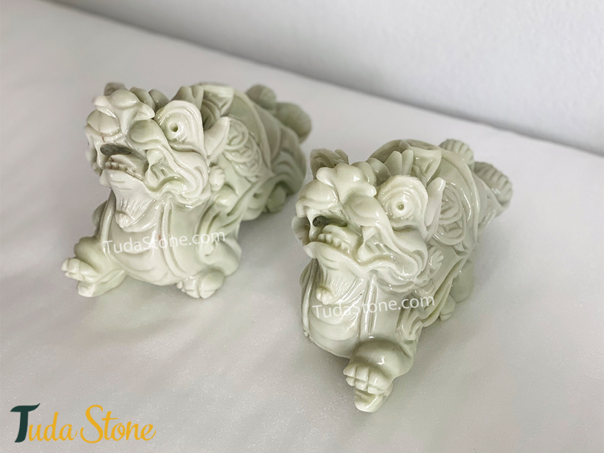 Tỳ Hưu đá Cẩm thạch xanh nhạt