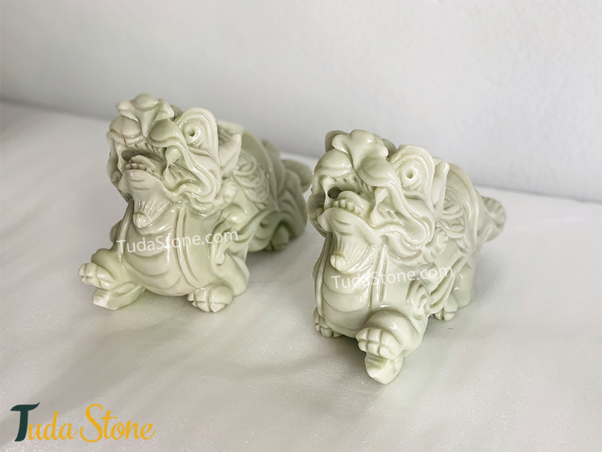 Tỳ Hưu đá Cẩm thạch xanh nhạt