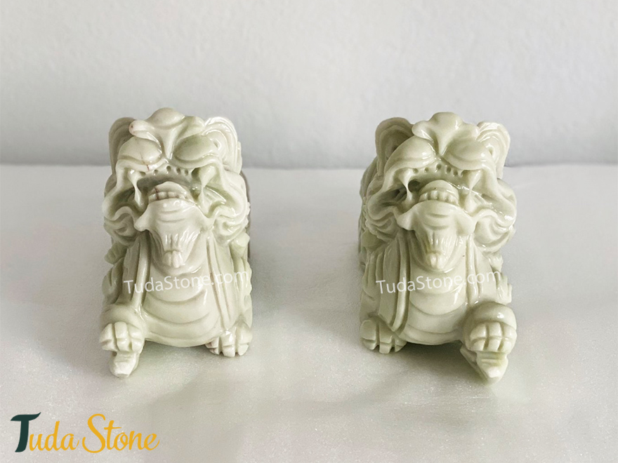 Tỳ Hưu đá Cẩm thạch xanh nhạt