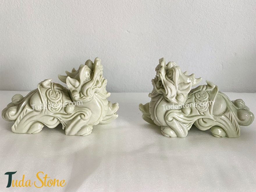 Tỳ Hưu đá Cẩm thạch xanh nhạt