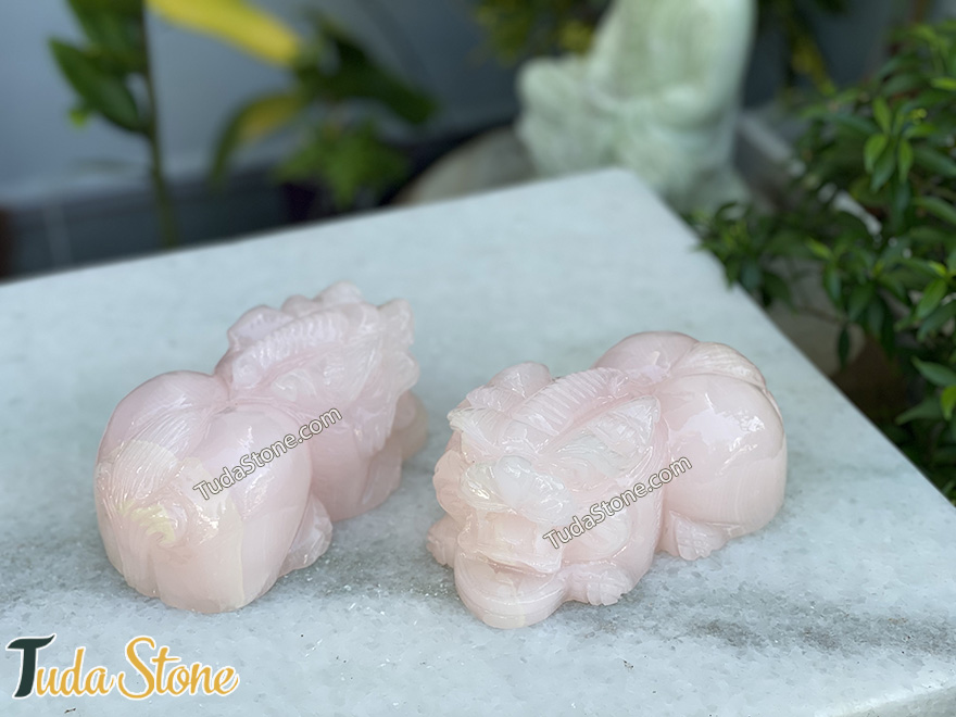 Tỳ Hưu đá ngọc hồng Onyx (mẫu to tròn)