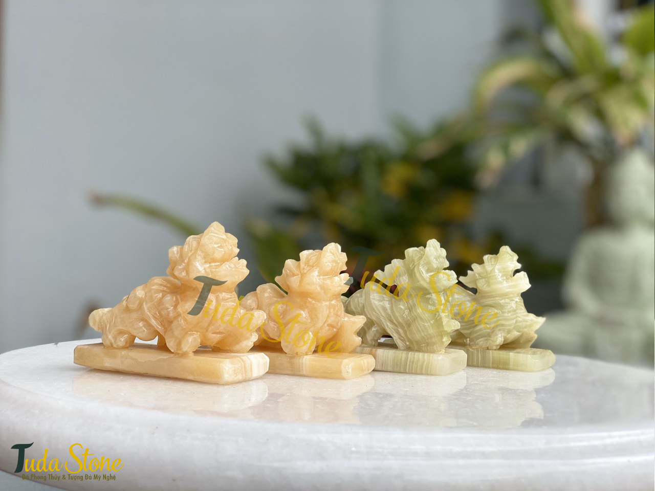 Tượng Tỳ Hưu nhỏ bằng Đá Ngọc Hoàng Long
