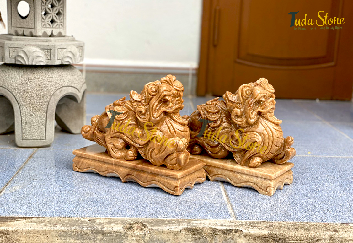 Tượng Tỳ Hưu bằng Đá Vân Gỗ (25)