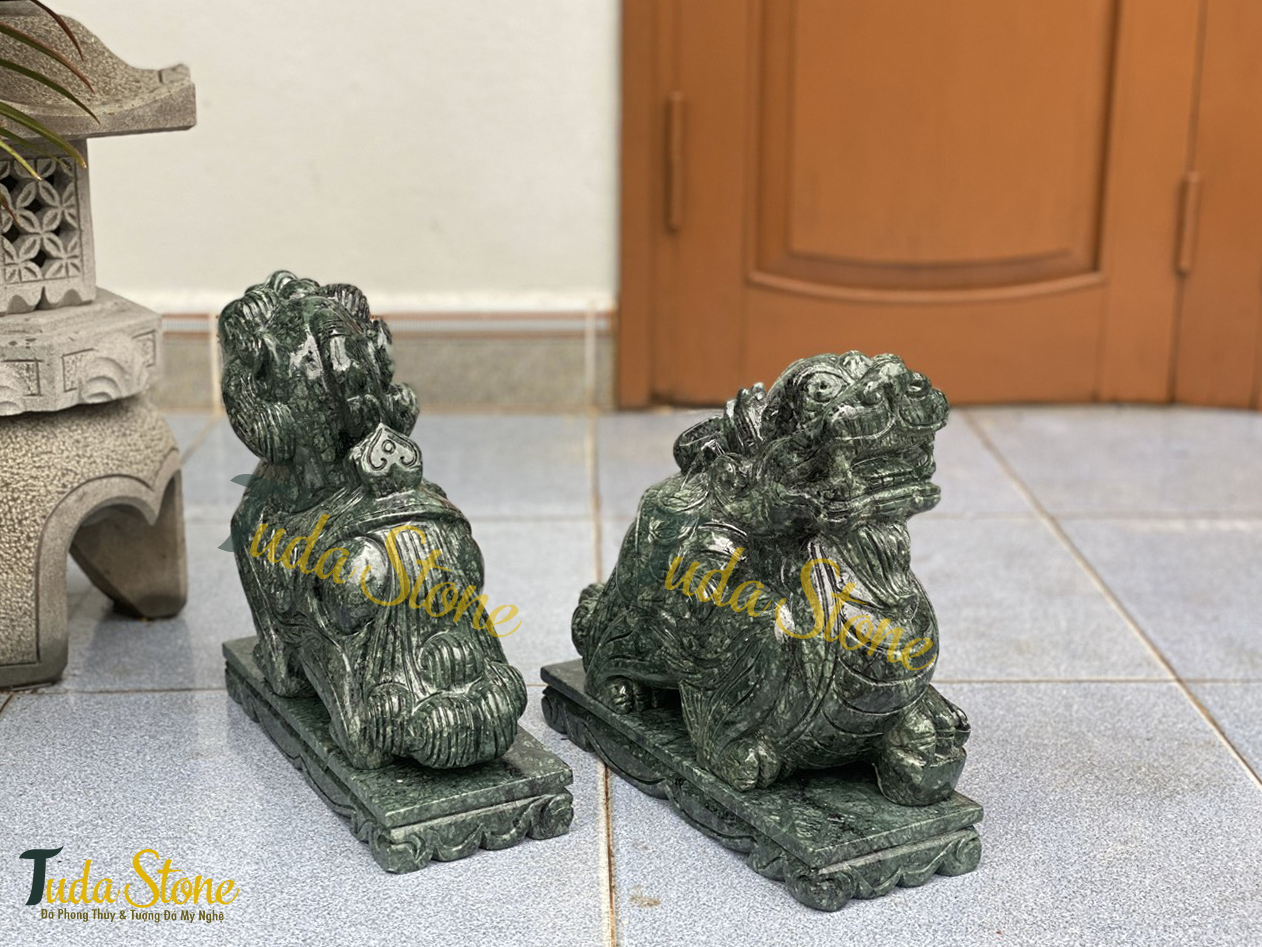 Tượng Tỳ Hưu bằng Đá Ngọc Xanh Ấn Độ