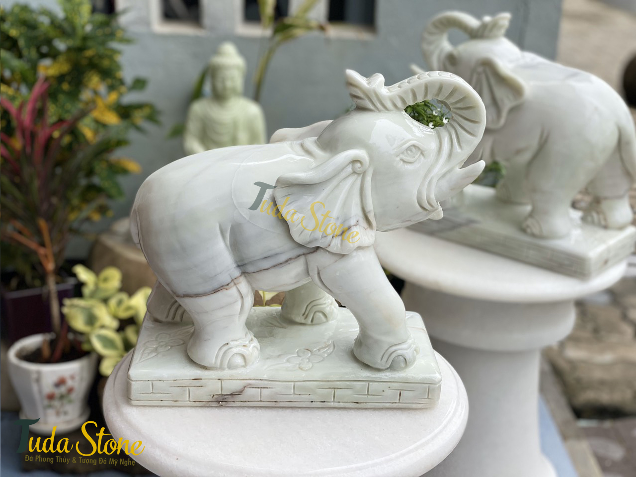 Tượng Voi bằng Đá Cẩm Thạch Xanh