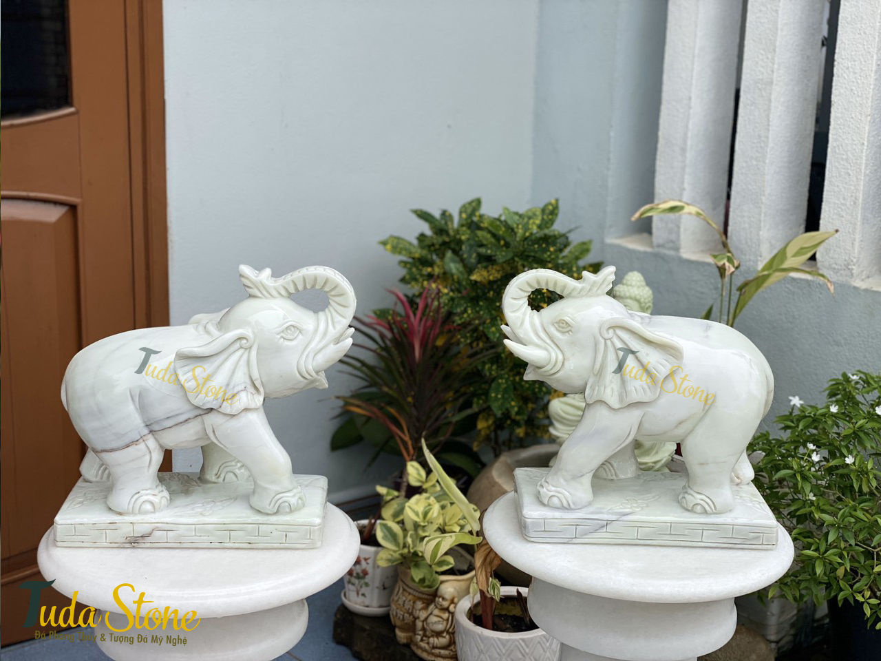 Tượng Voi bằng Đá Cẩm Thạch Xanh