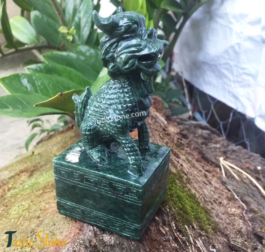 Ấn Kỳ Lân bằng đá